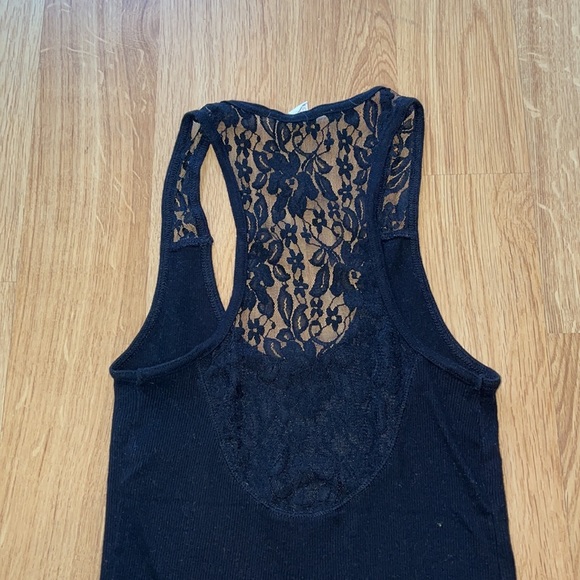 Lace Back Tank Top - Picture 3 of 3